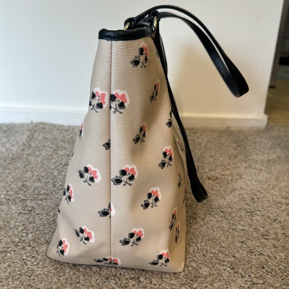 Coach Bramble Tote - Picture 5 of 12